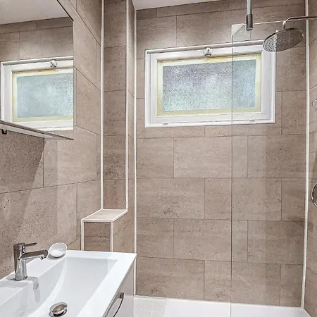 Σπίτι διακοπών Lovely In With Wifi *